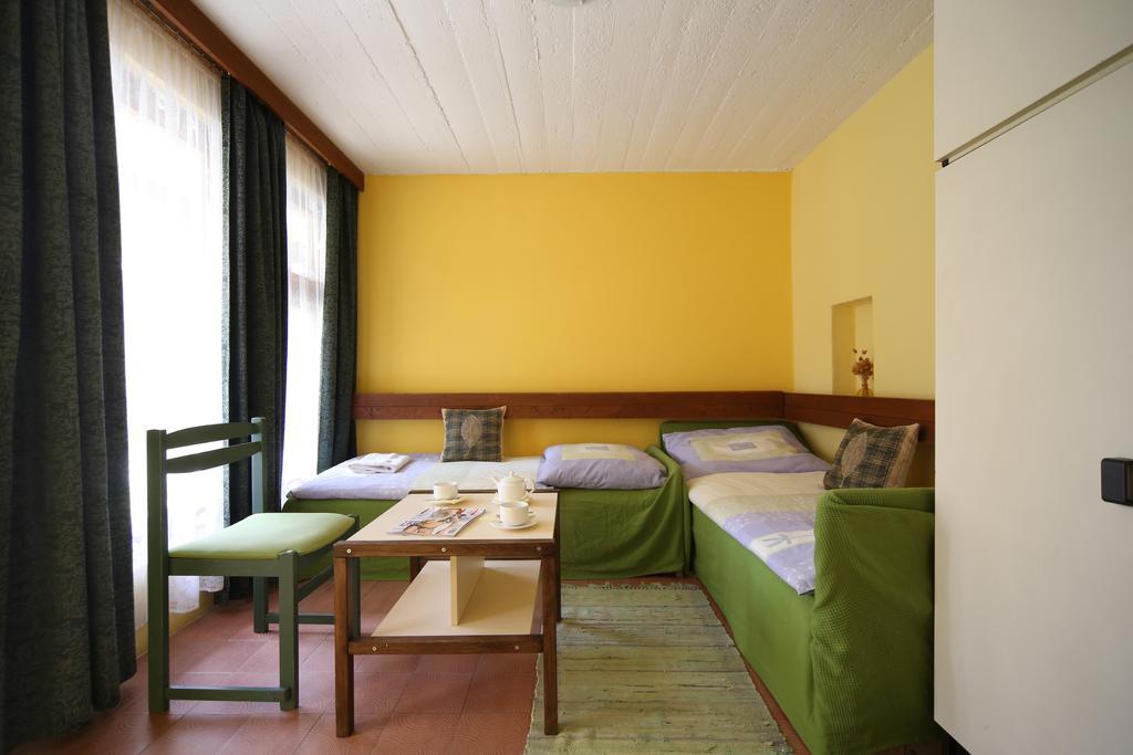 Hotel Melis Balatonlelle Zewnętrze zdjęcie