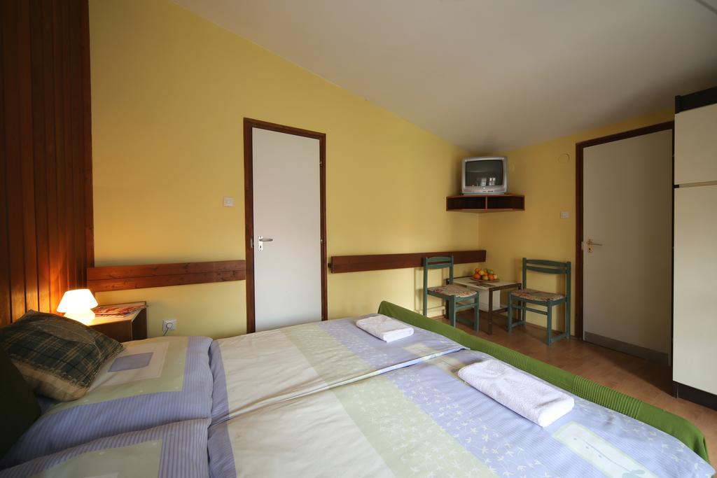 Hotel Melis Balatonlelle Zewnętrze zdjęcie